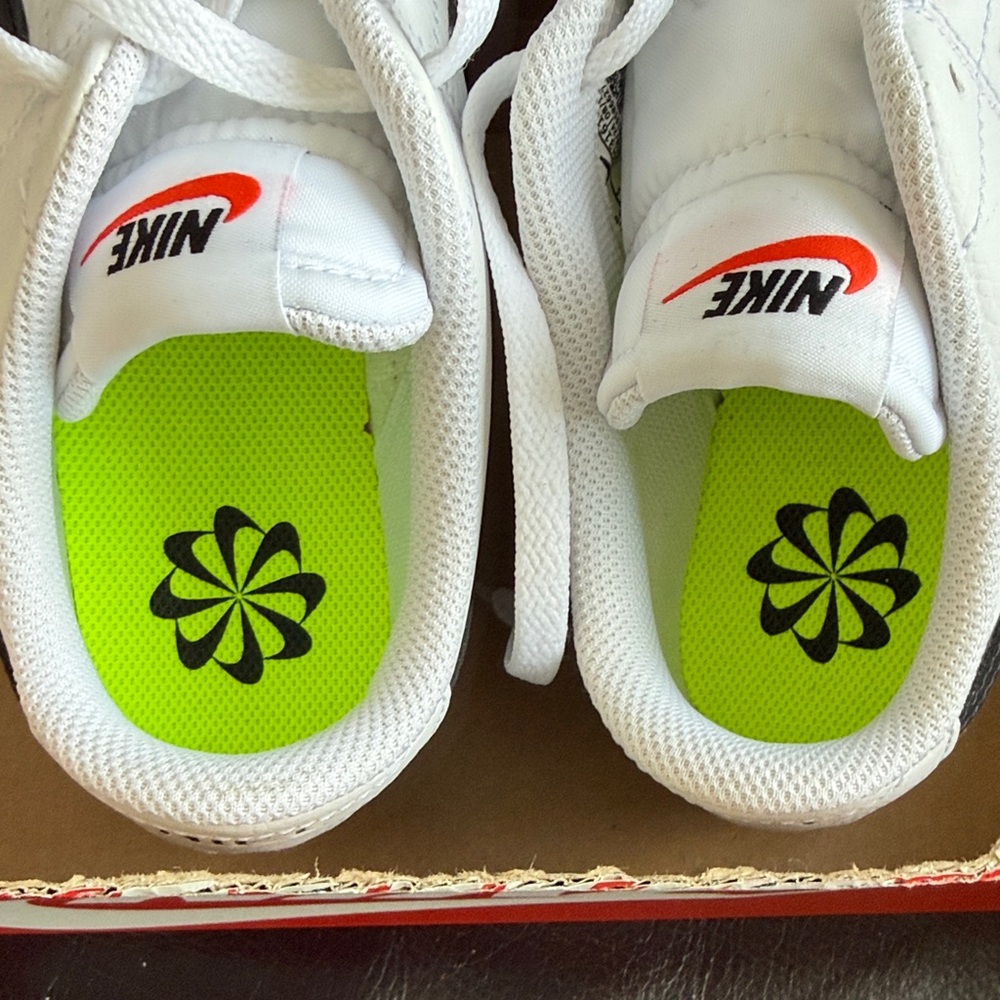 Brand new Nike White and Black Sneakers with Gold Trim! - Picture 6 of 6